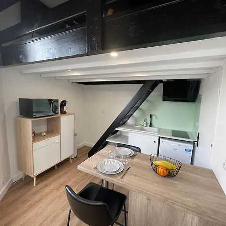 La Perle Marine- Proche Marche Et Vieux Port - Wifi Debit - Appartement *