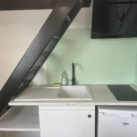 La Perle Marine- Proche Marche Et Vieux Port - Wifi Debit - Appartement *